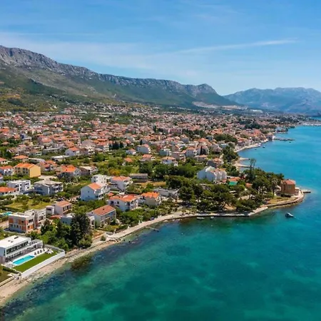 Vila Royal Kastela